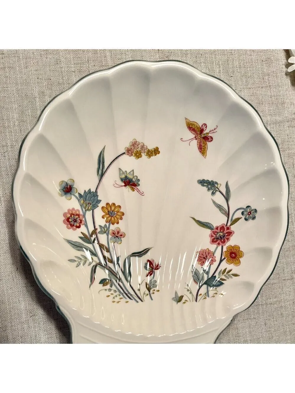 Jahuin by Andrea Vintage Ceramic Seashell Platter by Andrea